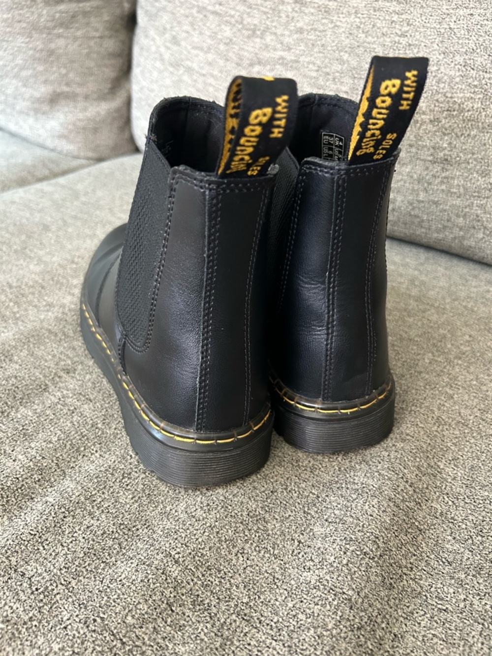 Dr Martens Dorian Black Leather Chelsea Boot Womens Size 6 - Picture 7 of 12